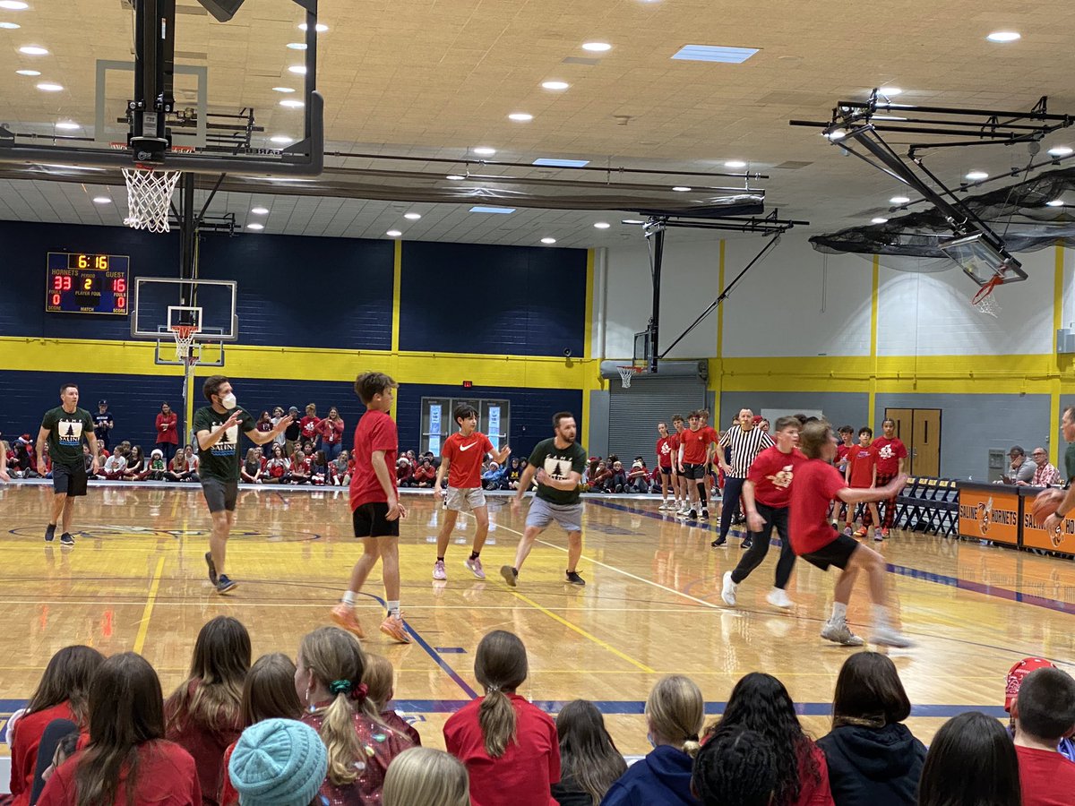 hensleym_'s tweet photo. And the tradition is back💙💛 SMS Student vs Staff Basketball Game donating to AHA❤️. Thanks to all that made this happen 🏀 https://t.co/SHXch80gal