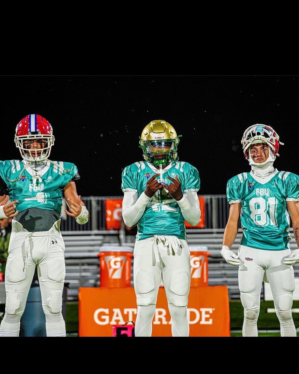 maxbrown4_'s tweet photo. First off, i would like to thank God for the opportunity to be on the team. I want to thank. @Chris_GantJr for choosing me and being a great coach, mentor, and friend to everybody. We had a great ride and we made a ton of memories. Onto @GAEliteClassic and @borntocompete game! https://t.co/wgQEgaHds0