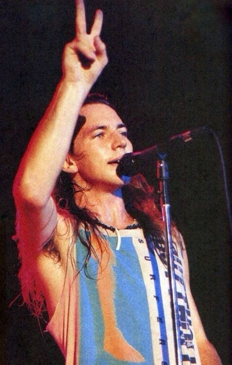 HAPPY BIRTHDAY EDDIE VEDDER                   i cant put into words how much i fucking love you and your art 