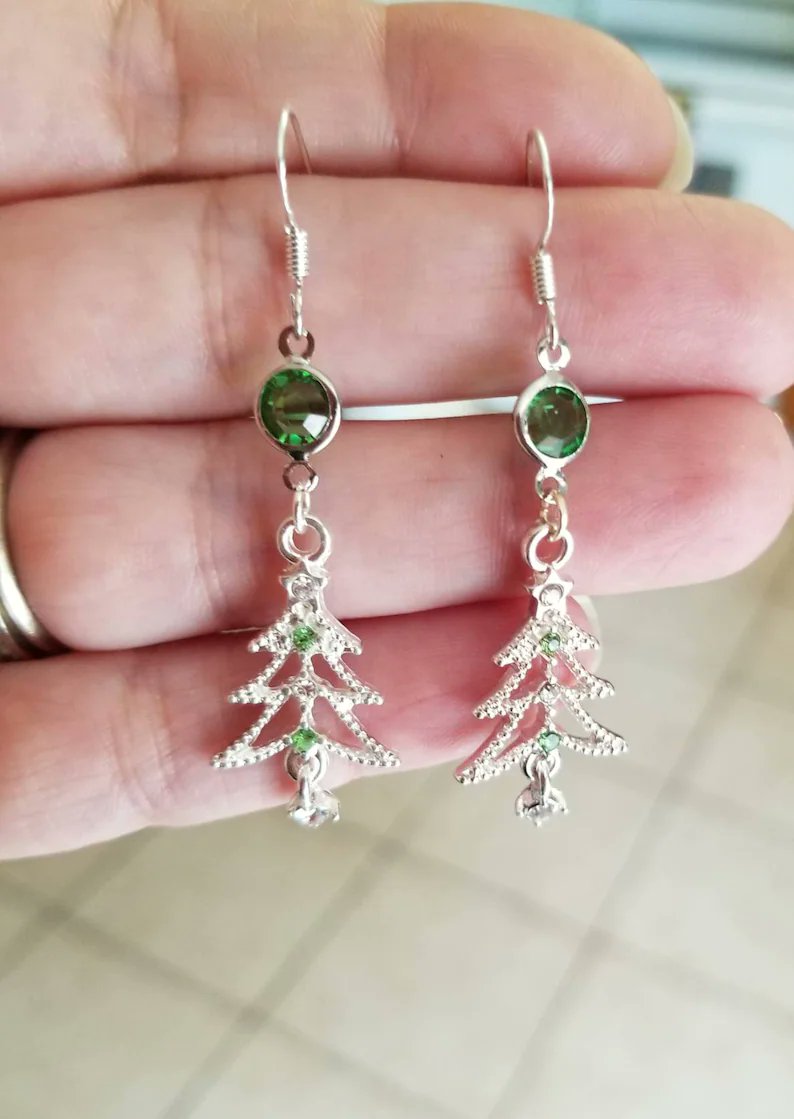 Sterling Silver Crystal Christmas Tree Earrings, #SilverEarrings #ChristmasJewelry #ChristmasEarrings #ChristmasTrees #Christmastree #Earrings #jewelry #Holidayjewelry #holiday #holidays #Christmas #giftsforher #gift #gifts #etsy  

etsy.me/3FSt8D8 via @Etsy