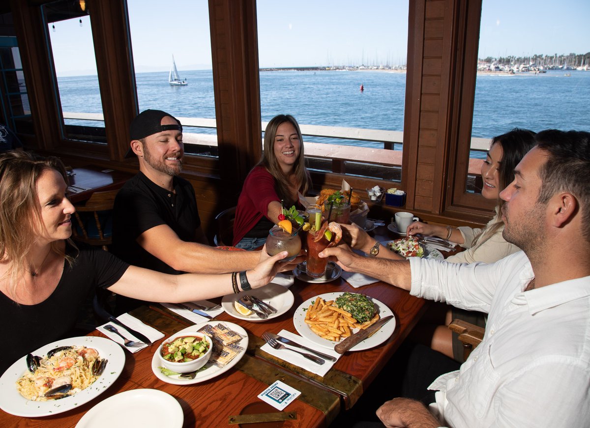 Moby Dick Restaurant tweet media