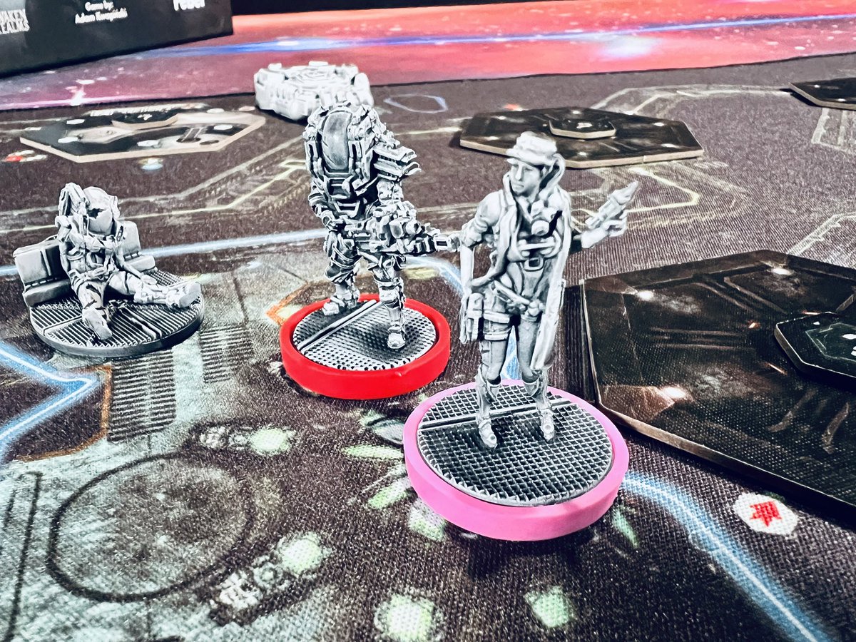 Day 355: Nemesis from <a href="/AwakenRealms/">Awaken Realms</a> luck was with the crew this night as the objectives were easy enough that one was done within the first turn. With some quick repairs and repelling of a troublesome King the Soldier and Medic were safely able to return to hibernation