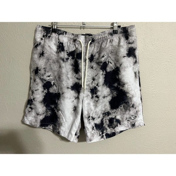 SusanPruett15's tweet photo. So good I had to share! Check out all the items I'm loving on @Poshmarkapp #poshmark #fashion #style #shopmycloset #pacsun #gap #barbie: https://t.co/RAk6g4q22E https://t.co/Lr8L5hXsqR