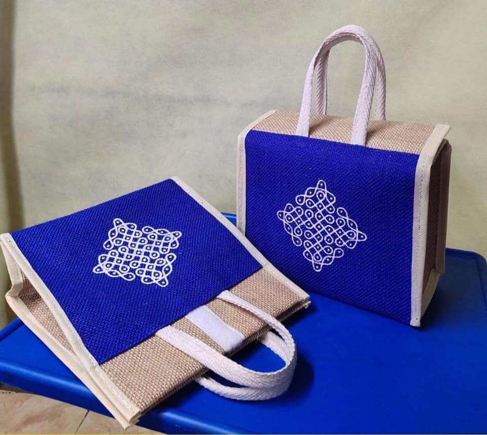AshwiniMS_TNIE's tweet photo. #HelpLocalBusiness
@Bellikirana1 has come up with these jute bags for Sankranthi. They do send courier anywhere across the globe.
You can reach them here
https://t.co/71rJDjvS6t https://t.co/H7b2hN1axW