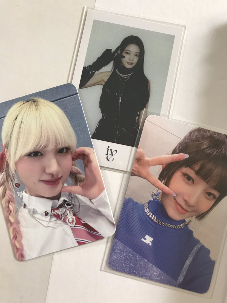 🐰 : ia bc of school tweet media