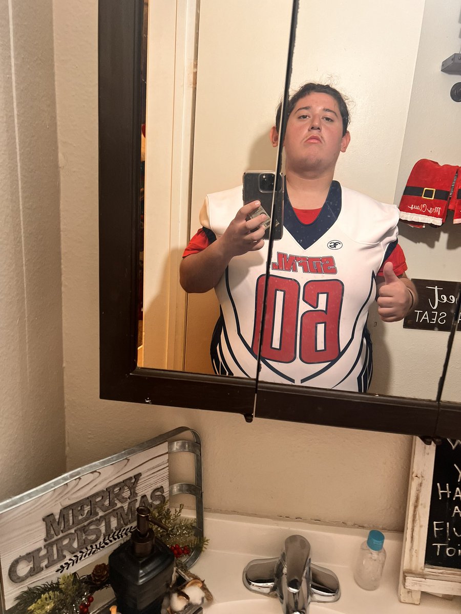 Ready to play in the SDFNL game <a href="/SDFNLMagazine/">#SDFNL25</a> <a href="/MBASports1/">MBASports</a>