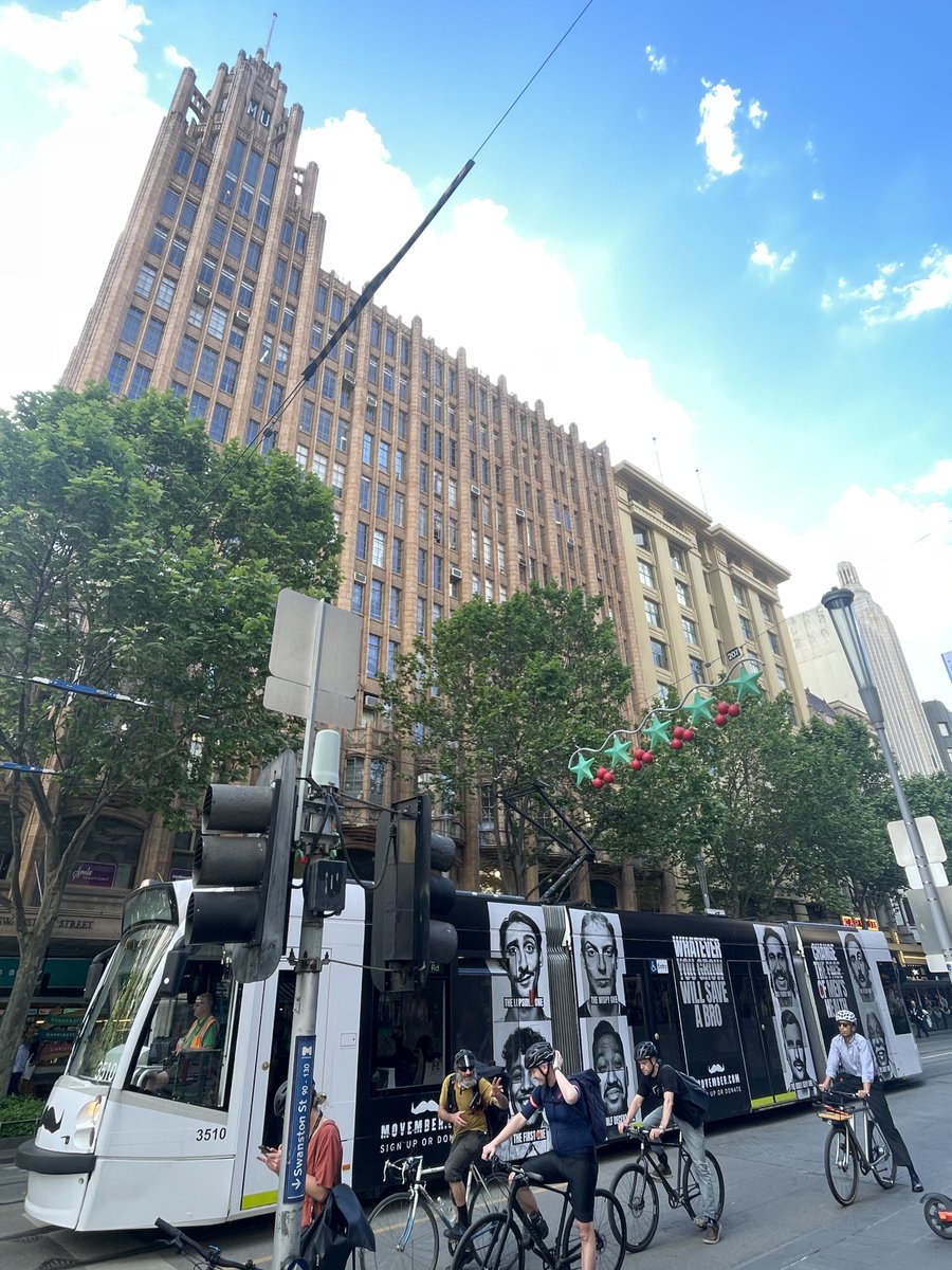 After a pretty rough 2020 and 2021, Melbourne has had an impressive 2022. Scoreboard:
-Most liveable city in Australia (Economist)
-Coolest neighbourhood in Australia (Time Out)
-Friendliest city in the world (William Russel)
-Most LGBTIQ+ friendly city in Aus (Big 7 Travel)