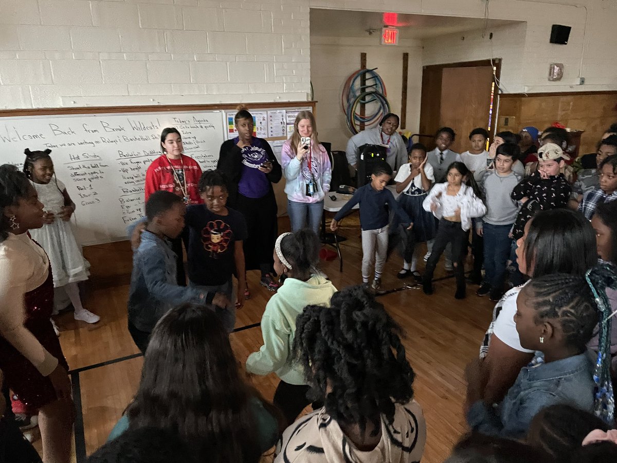 Mrs. Ippolito tweet media