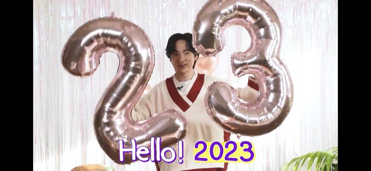 monky_p's tweet photo. ได้โปรดจ้างอาร่อนต่อจนถึงปี2070
🌸🌸
(Teaser) Adieu 2022! Bienvenue 2023! | REAL Korea 5 S2 Ep.11 https://t.co/achwE1efVT
#REALKOREA5
@mofa_koreaz
#AMAZINGAARON
#AARON #AaronKwak #아론 #곽아론 #뉴이스트 #theaaronkwak https://t.co/1tfrVvYmSg