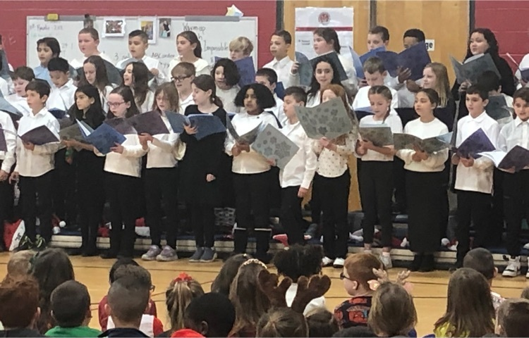 JWMartinSchool's tweet photo. Dr. Leahy arranged an incredible 4th Grade Winter Concert!  I’m so proud of Martin’s talented 4th graders and the ukulele skills of 5th graders! #LoveNorthSchools https://t.co/2Zb4VeujWk