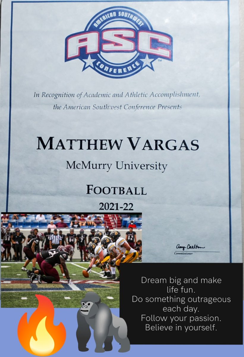NeomiVargas5's tweet photo. Sending a huge shout-out to our baby boy Matthew Vargas. We are so proud of you. The paths we walk today prepare us for a better tomorrow. Keep grinding hard Matthew! We love you. ~Mom and Dad #deanslist #mcmuniversity #fromthegroundup #GodWillMakeAWay https://t.co/Zs0UmoDi4p