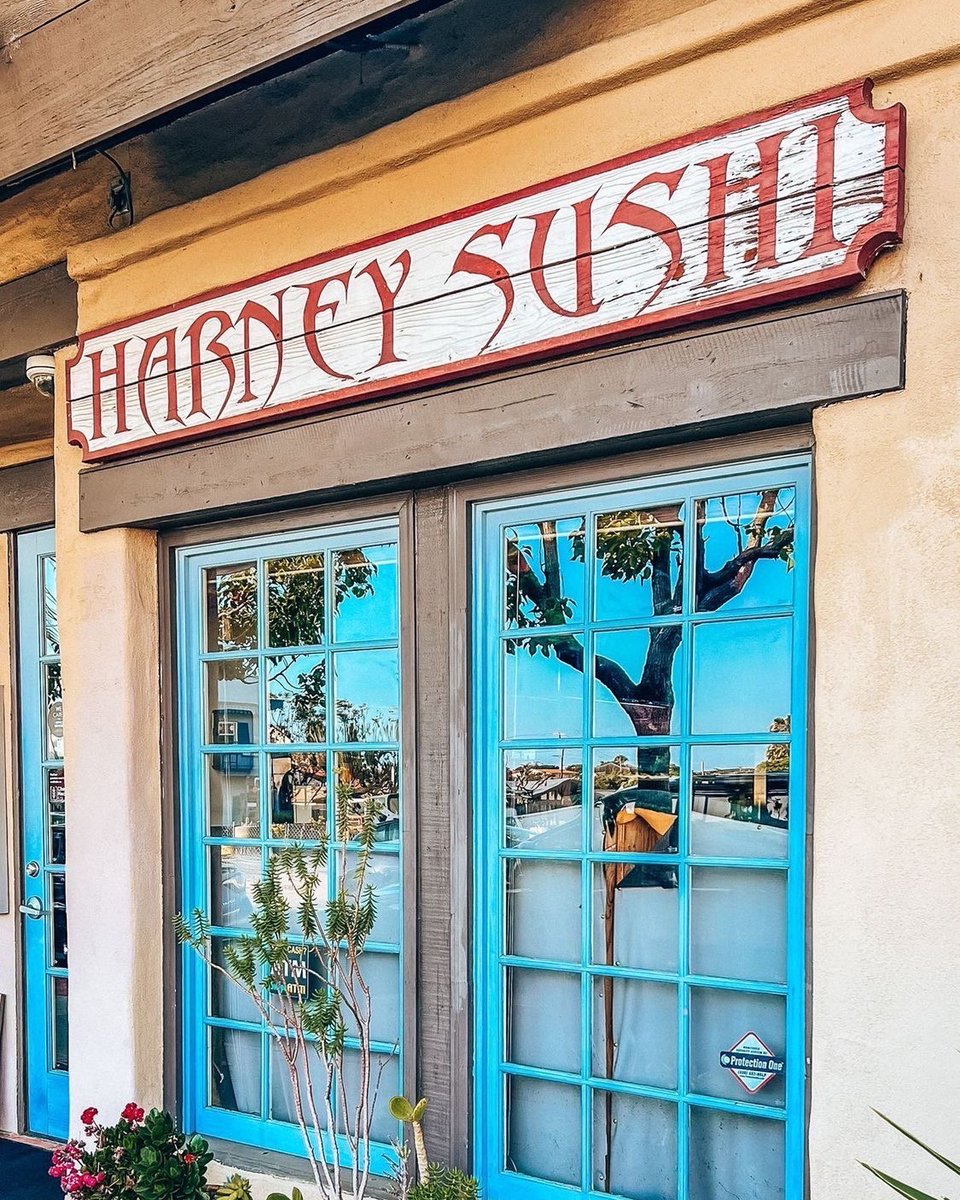 As a reminder, Harney Sushi will be closed for the holidays starting on Christmas Eve. Regular business hours will resume on 12/27. Thank you!