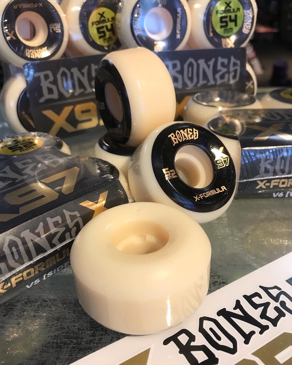 Flatspot_Shop's tweet image. @BONESWHEELS X-Formula wheels have arrived!! 52mm V5 Sidecut, 54mm V5 Sidecut, 54mm V6 Widecut, &amp;amp; 56mm V6 Widecut, all in Bones X97A proprietary high rebound urethane formula. #skatetwitter #boneswheels