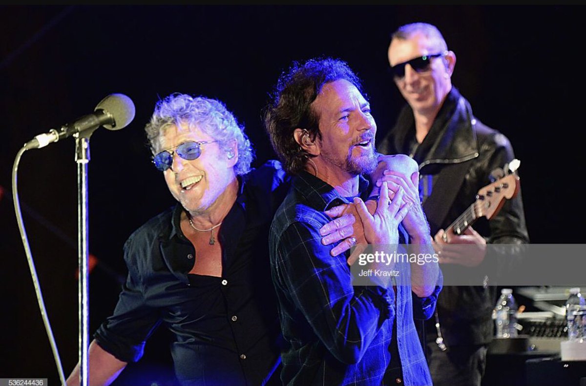 JeffAmentsArmy's tweet photo. #EddieVedderWeek
In 2016, Roger Daltrey talked about Eddie Vedder:
โI just love to hear Eddie sing. I think heโs got such a distinctive, fabulous voiceโฆ.
1/2 https://t.co/zW4sCX7Iby