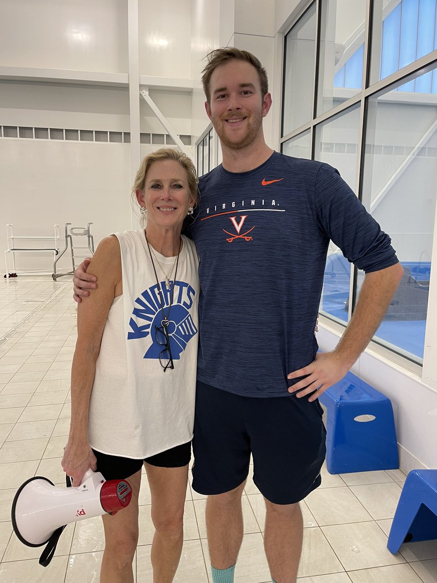 DJOSwimDive's tweet photo. #DJO Swim Coach @bethobaker wants to send a big #AquaKnight thank you to @UVASwimDive alum @Rbake97 for teaching an amazing Clinic on Racing Starts to our Knights on Wed.They improved a ton! Thx for your generous time @DJOathletics 💙🤍🖤💦@BishopOConnell https://t.co/9sqfZxHDCT