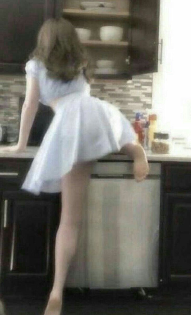 WhiteDolly555's tweet photo. Me quieres ver desnudita? Suscríbete y mira muchísimo material mío😋😋😋 https://t.co/ObvfLsvZrz
