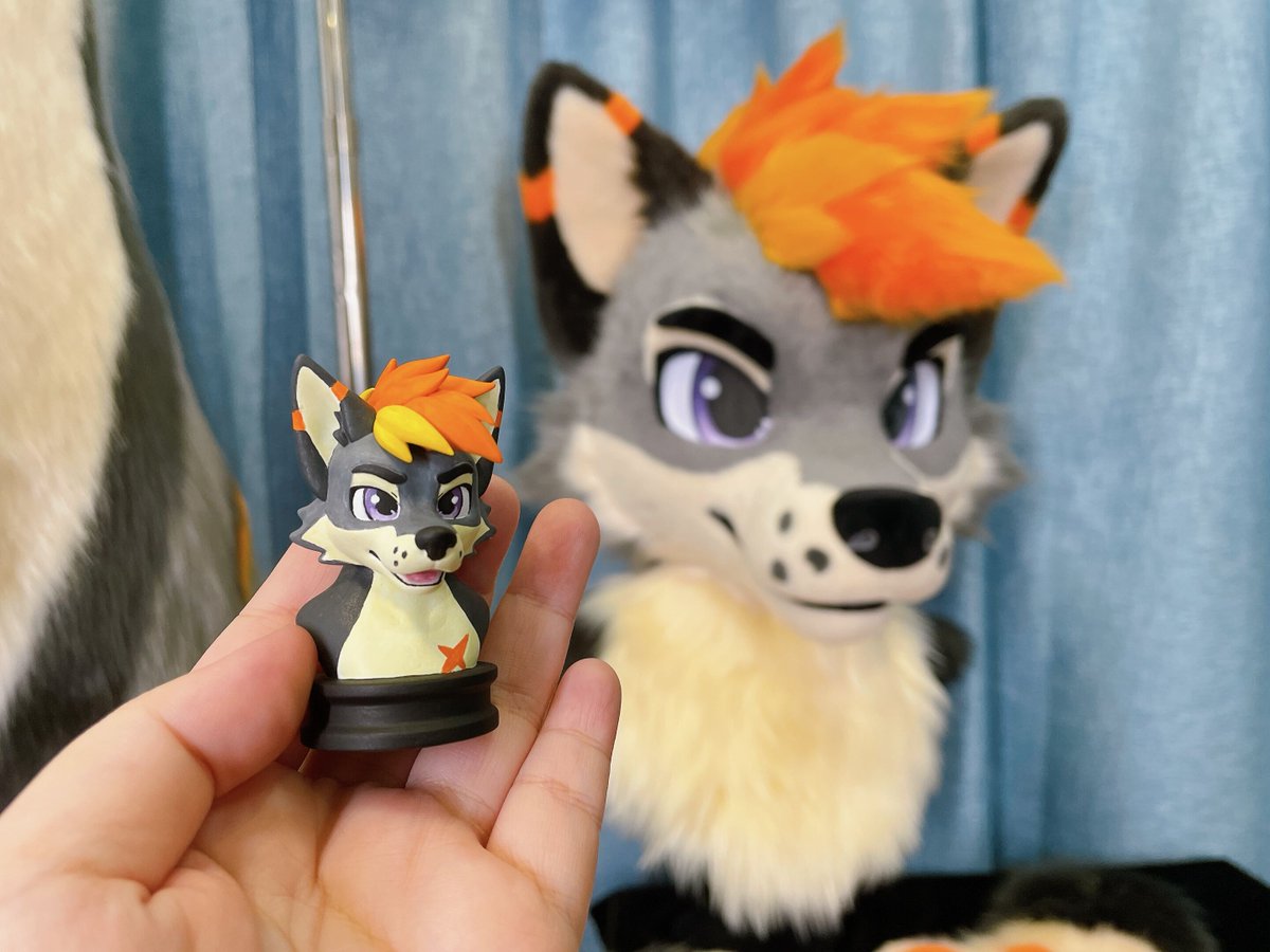 Haven't made Fullsuit for a while……The replaceable eyebrows looks like he feel a little wronged🥺#fursuit #furry  #fursuitmaker #fursuitmaker_CN