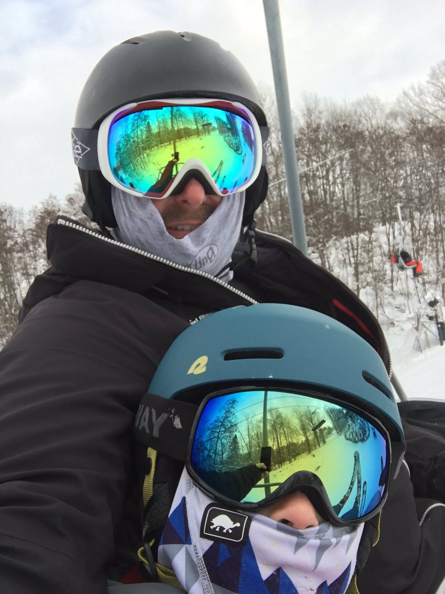 surferGQ's tweet photo. Great start to Christmas Break https://t.co/W3m9SMWNrw