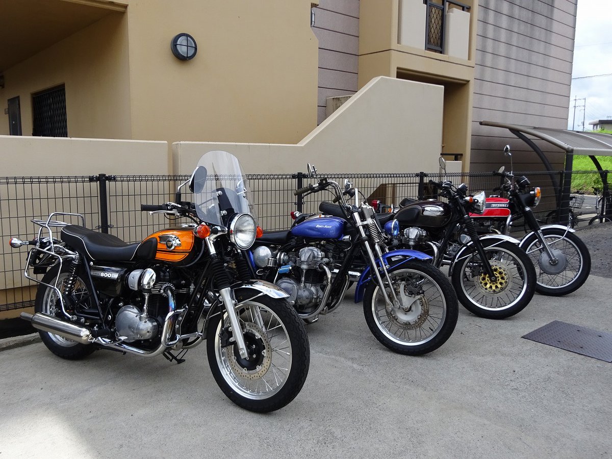 JunkYard069's tweet photo. #バイク乗りとして軽く自己紹介
名前：株式会社JunkYard
年齢：2005年生まれ
住み：鳥取🐫
車種：旧車から最近のまで幅広く
一言：中古バイクパーツをヤフオク！にて販売しております（｀・ω・´）ゝ
#バイク乗りと繋がりたい 
#バイクが好きだ
#YAMAHAは美しい
#俺たちカワサキが好きだ
#鈴菌 https://t.co/RQZsm4pm7P