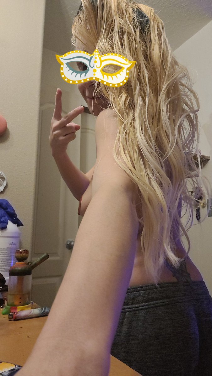 bakedbluntbroad's tweet photo. #peace #love #pray #eat #good #food #growyourown #music #LGBTQIA #LGBTQ #EveryoneNeedsAWin #longhair #shavedsides https://t.co/ofHgVNtKMM