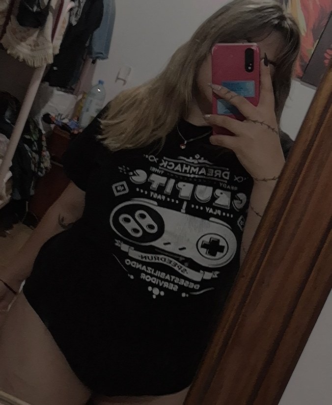 ↯ 𝑀 ↯ 🍒 tweet media