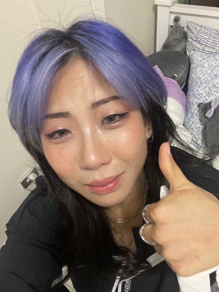 jiwoo 💜 tweet media