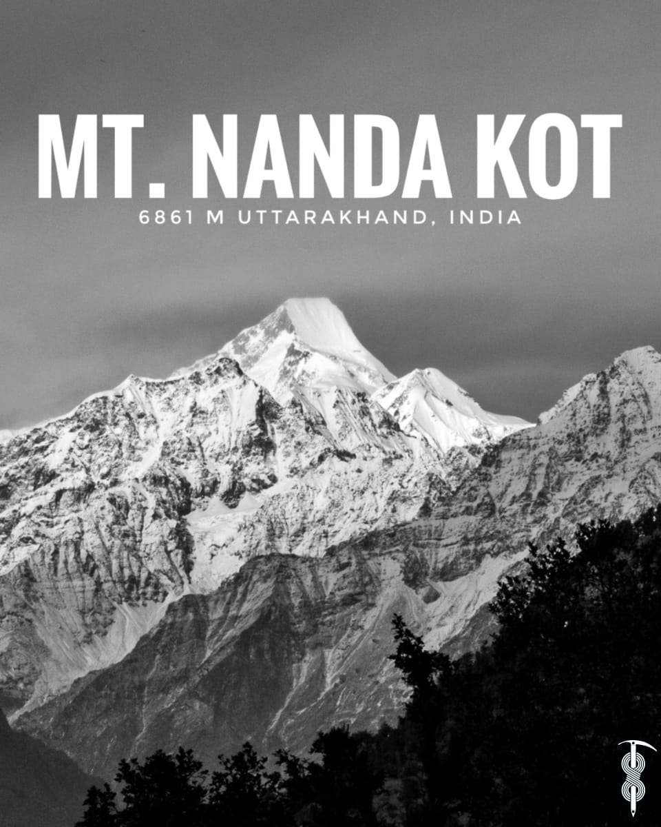 KahlurIndia's tweet photo. #NandaKot 6861 M is a mountain peak of the Himalaya range located in the Pithoragarh district of #Uttarakhand state in India. It lies in the Kumaon Himalaya, just outside of the ring of peaks enclosing the #NandaDevi Sanctuary.
.
#themountainsofindia https://t.co/5ILU2tooHl ๐ https://t.co/zcZDevQrJs