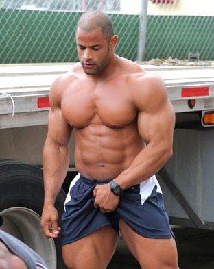 colt_star's tweet photo. Manuel just checking #bodybuilder #muscledaddy #sexyhunk #cockgrab @manuelromero147 https://t.co/4akuO6ittL
