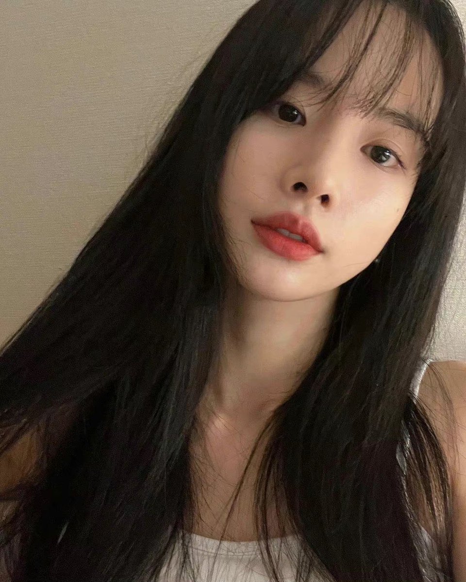 seolpphic's tweet photo. seola moments that could kill a sapphic https://t.co/32KKTQ4Gk3