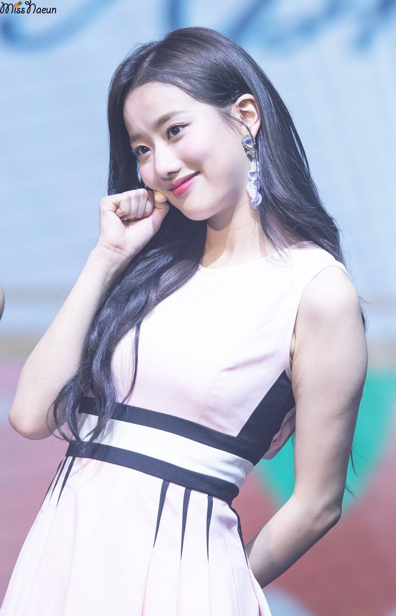 everydaynaeun's tweet photo. #NAEUN #나은 #이나은 https://t.co/2JhM5dKQTJ