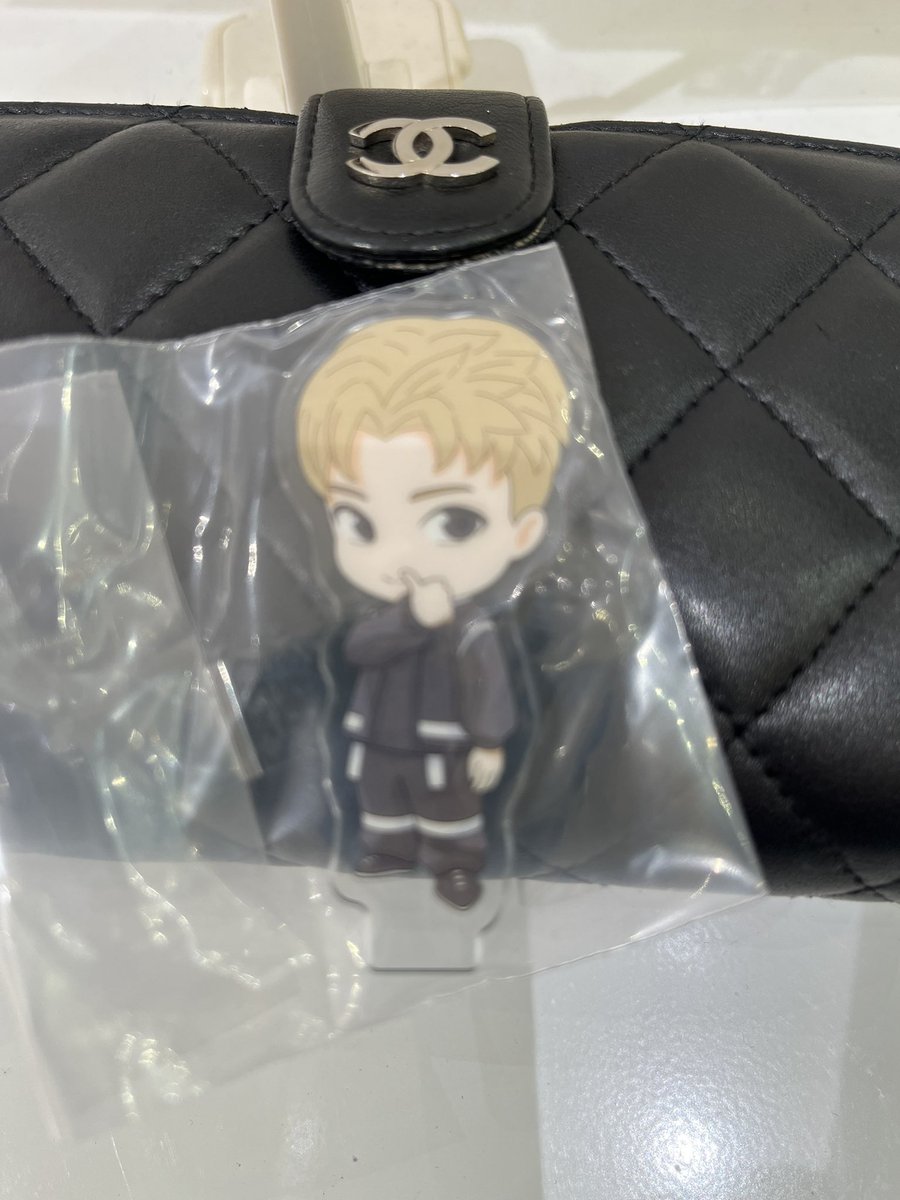 3hiro1027's tweet photo. 推しを手に入れました(1500円目) https://t.co/47kbZTg0Cp