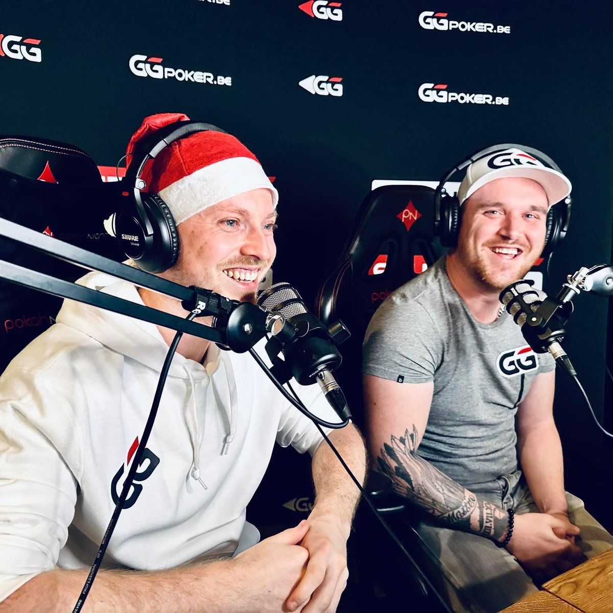 Les moments joyeux doivent être célébrer! Le premier d’une longue série je l’espère :)