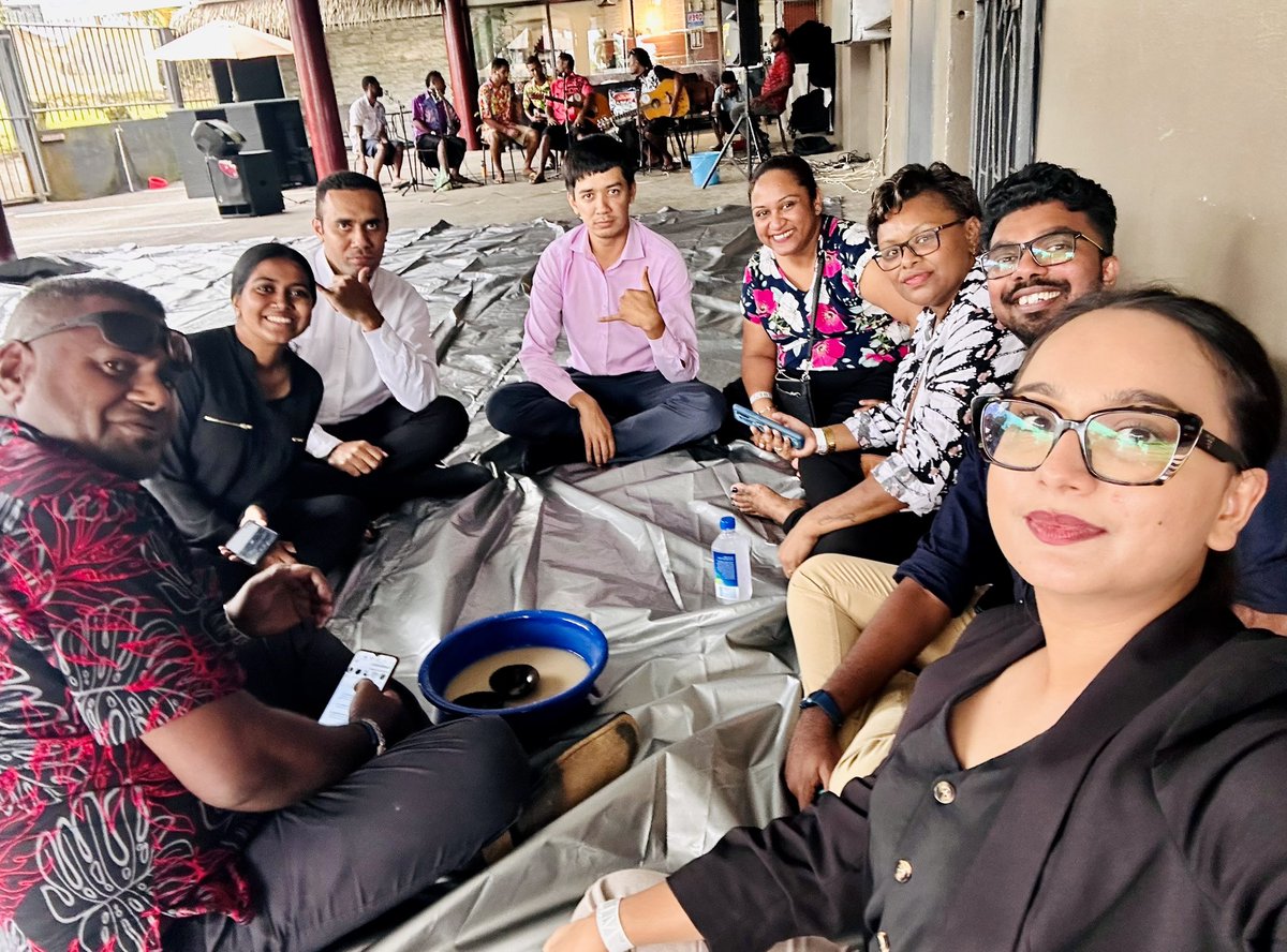 - Life is still normal. Here we are around a basin of grog, chilling on this Friday afternoon on the eve of Christmas eve. #WeAreCalm #FijiIsUnited #SayNoToIncites