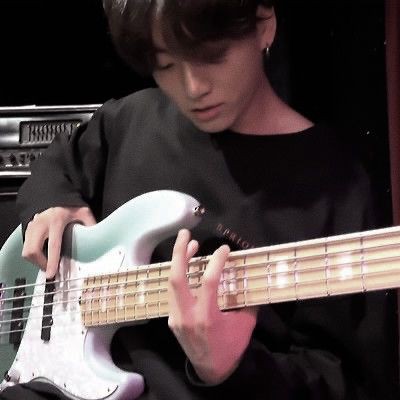 Pov: eu e ele amamos a música