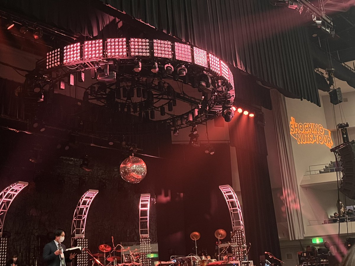 mamatohio's tweet photo. Official髭男dism
仙台サンプラザホール
2日間！
めちゃくちゃ楽しかった🥺❣️
1日目は親子席で、初めて小6の娘を連れて行ったけど、圧巻されてた🤣💕
2日目は去年のLIVEも一緒に行った友達と💕

 #SHOCKINGNUTSTOUR https://t.co/UUVOlkMINP
