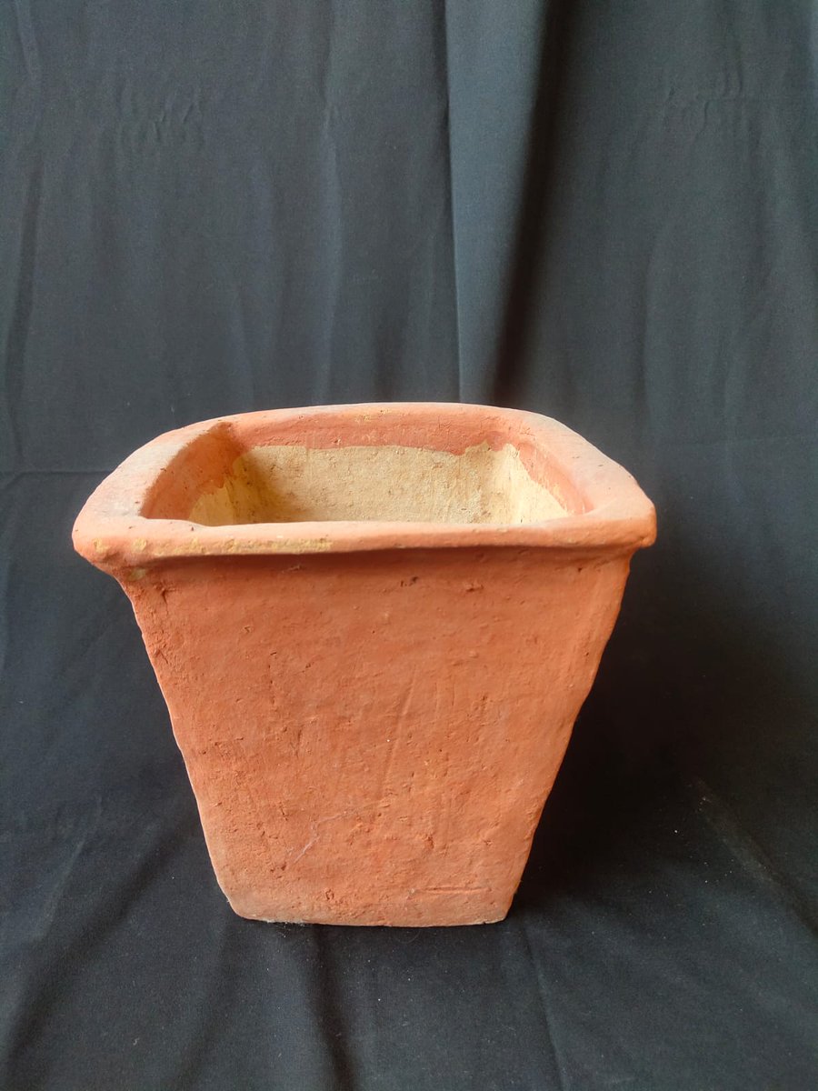 #terracottaplanters #terracottapots #pottery #terracotta #potteryart #skyvibesstudios #potterystudio