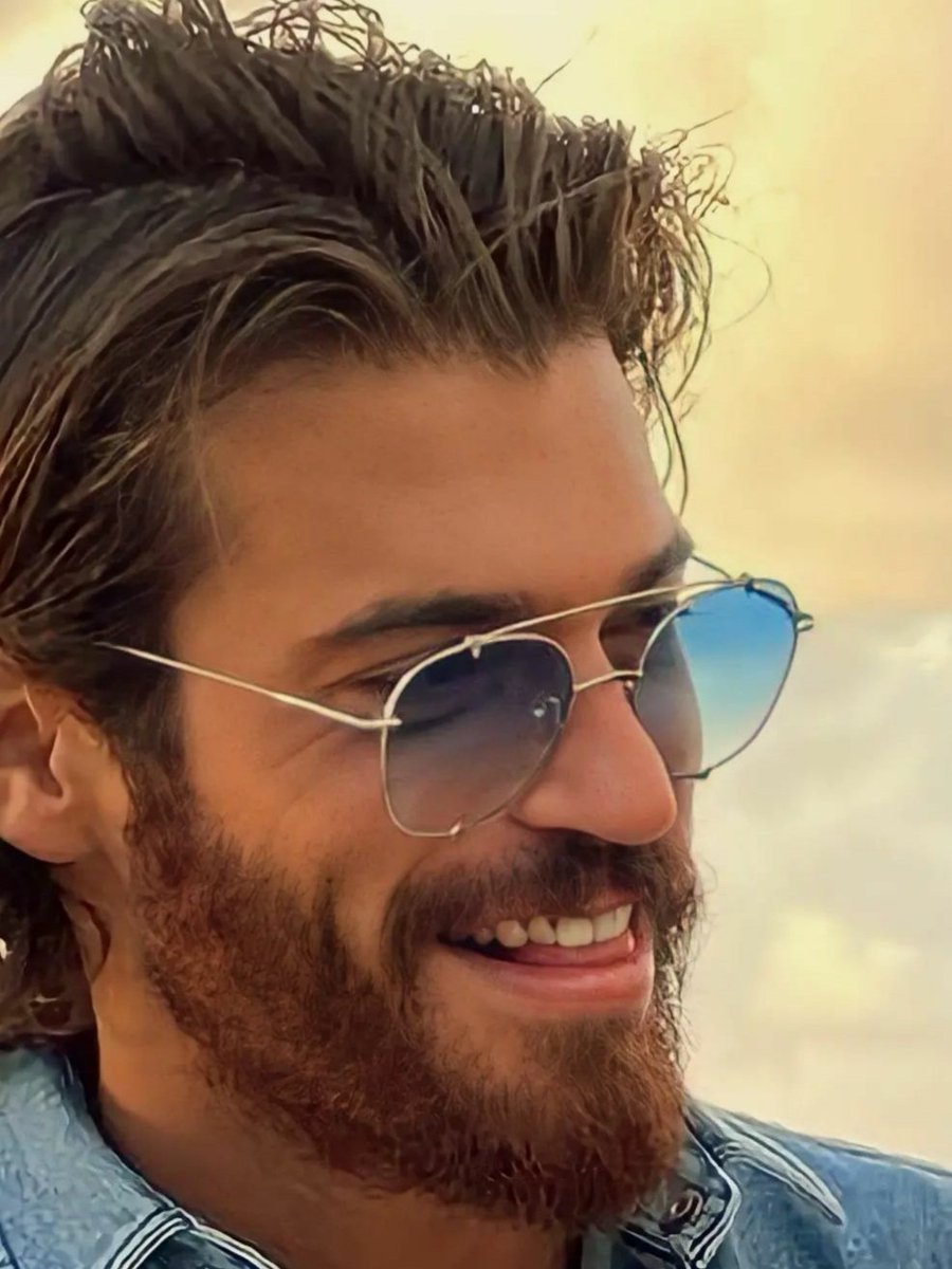 Que o Natal seja recheado de amor e que sobre alegria e felicidade para toda a gente,
Muito bom dia a todas
#CanYaman 
#ElTurco
