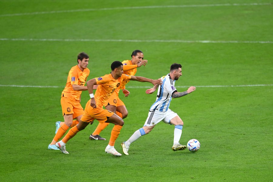 ChampionsLeague's tweet photo. Chasing Messi... https://t.co/s3Yx8unpVP