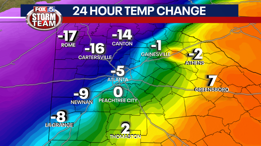 JoanneFOX5's tweet photo. The arctic air is blasting in...
Big drop in temperatures over the next couple of hours.
That will leave us in the teens to low 20s for most of the day. @GoodDayAtlanta https://t.co/OL7Xz1vCRr