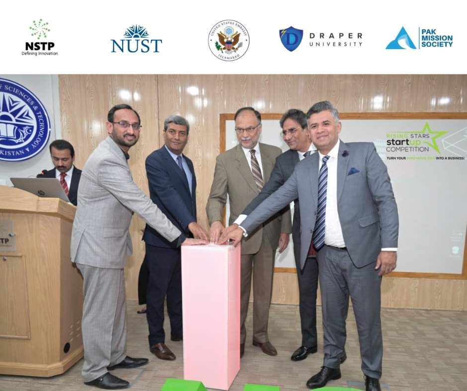 AleemEb's tweet photo. Rising Stars Startup Competition is launched officially. 
@nstpofficial in collaboration with Pak Mission Society, @DefiningFutures, @DUHeroes has launched the first-ever business competition for the minorities of Pakistan. This Startup Competition is powered by @usembislamabad https://t.co/XLKBfKBKdW