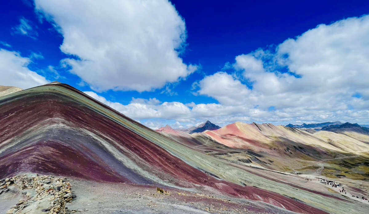 SaharAva's tweet photo. @MrWhoCapture #Rainbowmountain #Peru https://t.co/L538WtOQU0