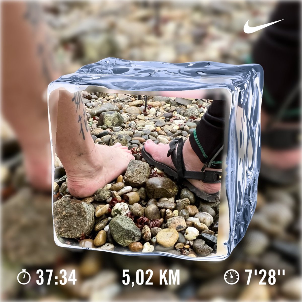 Kleine #Christmas #Laufrunde über 5 km. Frohes und besinnliches Weihnachtsfest 🎄#run #lauf #RunningMan #running #weihnachtslauf #laufmachtglücklich #feelings