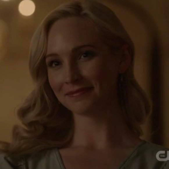 Olijavis's tweet photo. I misses Caroline Forbes the best character of tvd 
#carolineforbes https://t.co/xeR7VqoL5O