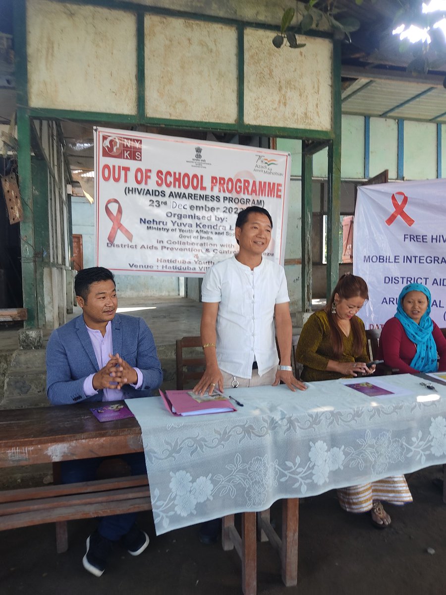 MYBlohit's tweet photo. Out of School Prog at Hatiduba Village, Sunpura. Seminar on HIV/AIDS, distribution of IEC materials, counselling by trained counsellors, Testing of HIV/AIDS, VDRL (STI/RTI) test and free distribution of Contraceptives were undertaken #Hatiduba Youth Club #DAPCU #TIFSW #NYK-Lohit https://t.co/2w6jJuLDf8
