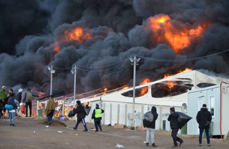 A due anni dall'incendio, il campo di #Lipa in #Bosnia #BiH diventa un centro di detenzione e di rimpatrio per #migranti con fondi #ue