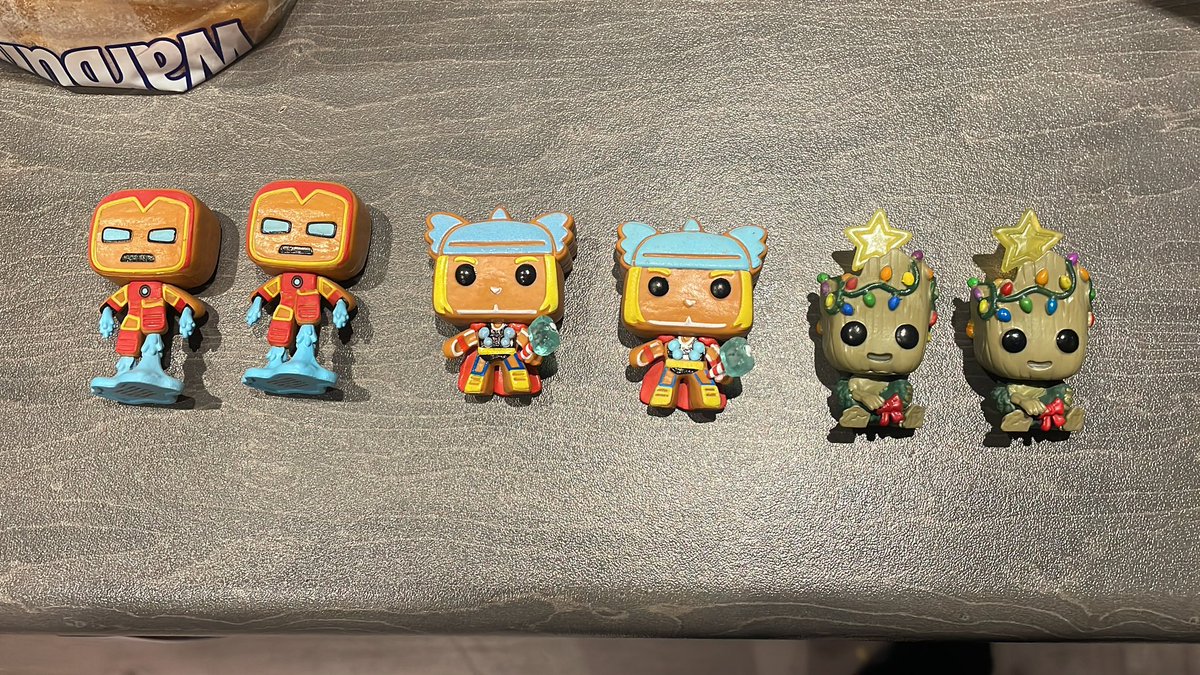 nigewyatt's tweet photo. Disappointing amount of duplicates in my @funko marvel pops advent calendar. And still another day to go. #funko #marvelpops #funkoadvent #FunkoPhotoADayChallenge https://t.co/bPWFV13GhJ