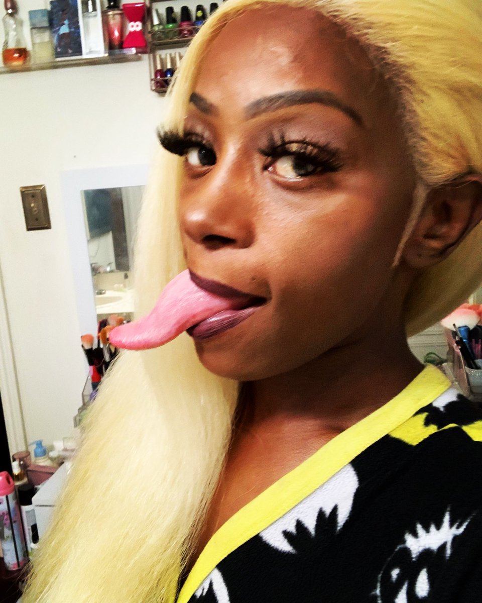 Jreamgyrl's tweet photo. It been awhile 😍🥰😍. #TongueQueen #Jream #Jreamgyrl https://t.co/TtTYpeE2IN