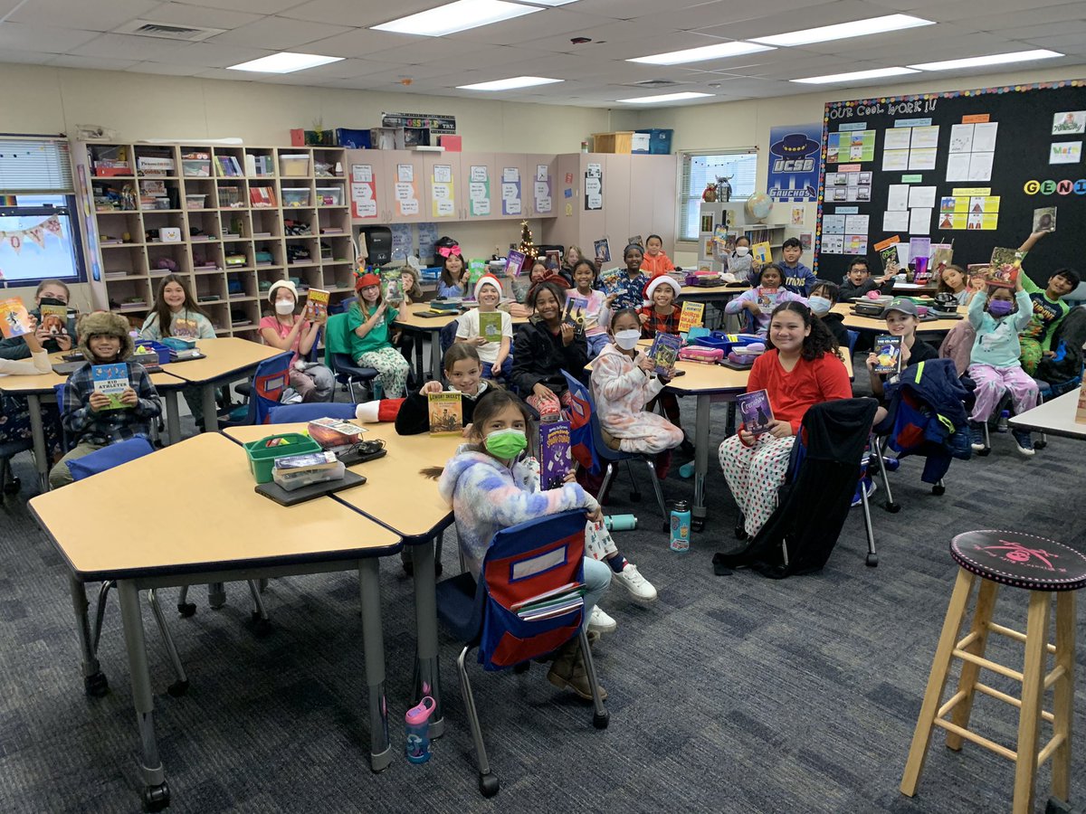 A great book exchange today! 📚 Some great titles and zero duplicates. Love this!! #mundyrocks <a href="/NMTimberwolves/">Mundy Elementary</a>