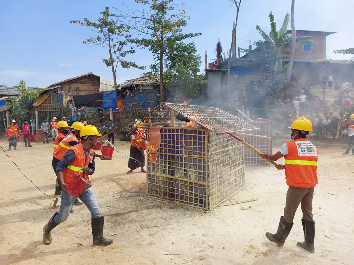 BDRCS1's tweet photo. Dry season poses additional threat of Fire in #camp_settlements. @BDRCS1 and @ifrc supported #GoB, #FSCD, @IOMBangladesh and their partner @DRC_ngo to organize drill on Fire #preparedness and #response to scale up community awareness in camp 8 East.
Preparedness matters! https://t.co/yjHo3QNMc2