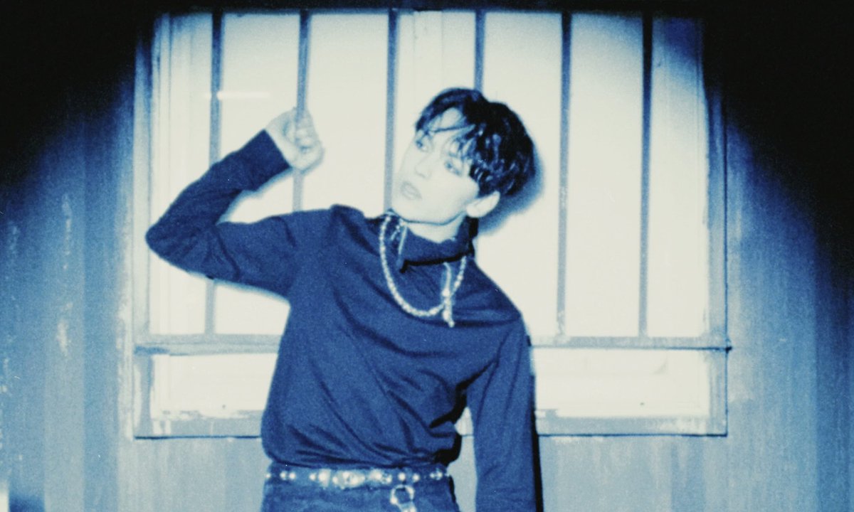 svtframes's tweet image. 🎞️ #VERNON_BlackEye
KNOCK KNOCK IS THERE ANYBODY OUT THERE?